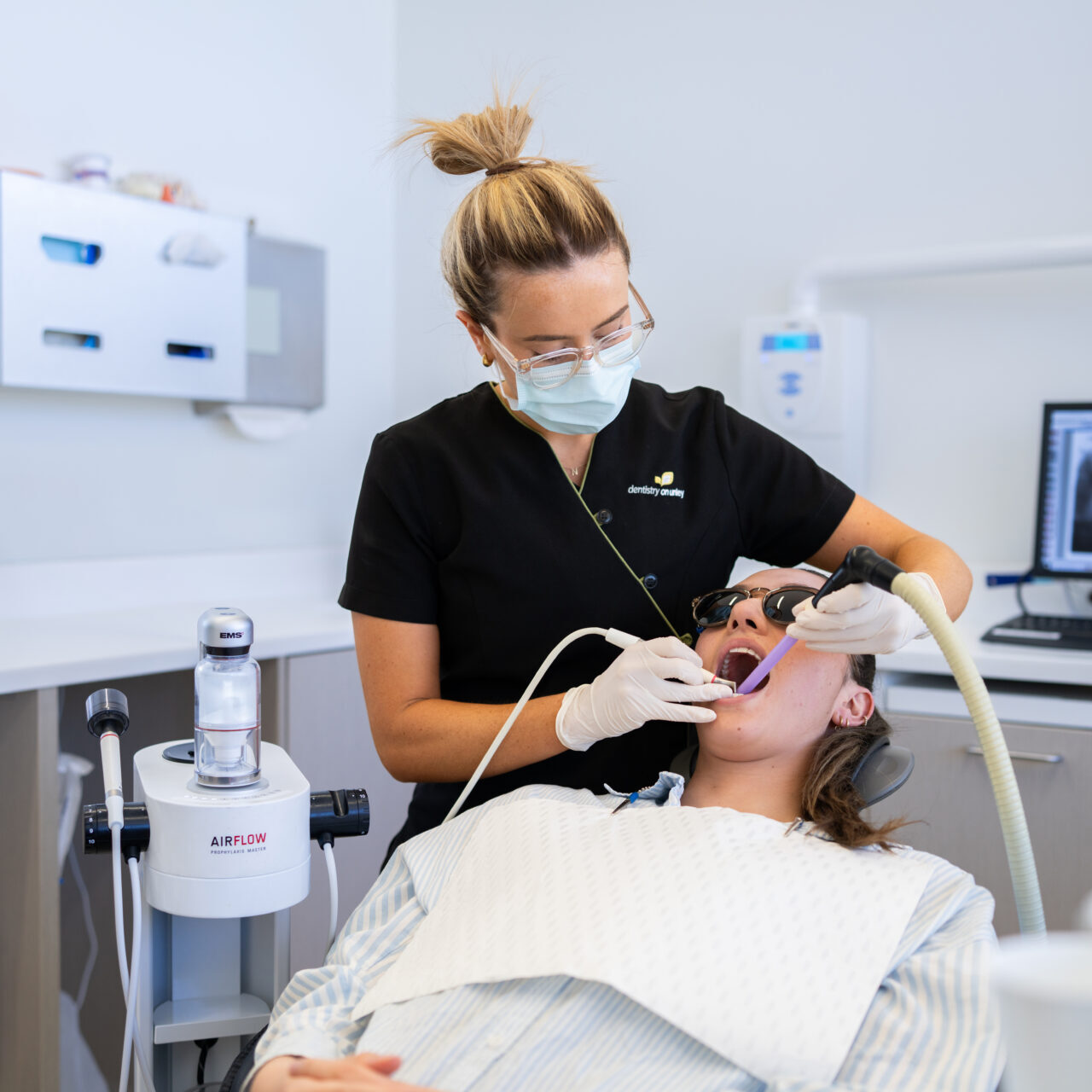 dental clean adelaide - Unley dentist clean
